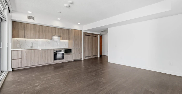 3003-1 Concord Cityplace Way, Toronto, ON, M5V 0T5 - 13