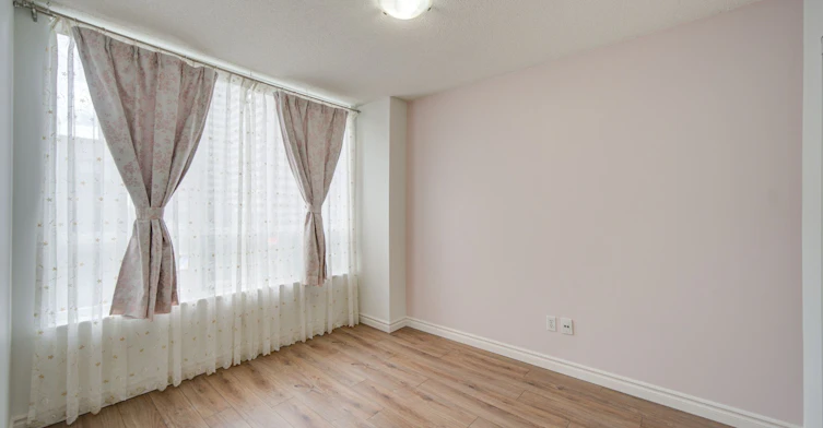 1003-43 Eglinton Avenue E, Toronto, ON, M4P 1A2 - 13