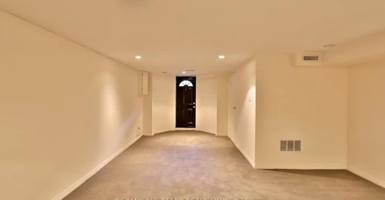 68 Macpherson Avenue, Toronto, ON, M5R 1W8 - 19