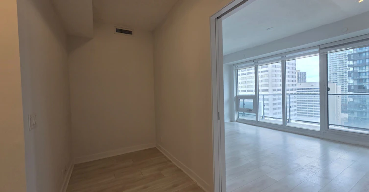 1601-2221 Yonge Street, Toronto, ON, M4S 0B8 - 7