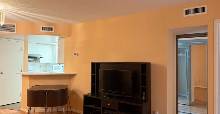 1106-1001 Bay Street, Toronto, ON, M5S 3A6 - 6