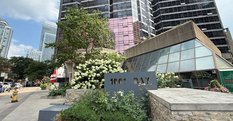 1106-1001 Bay Street, Toronto, ON, M5S 3A6