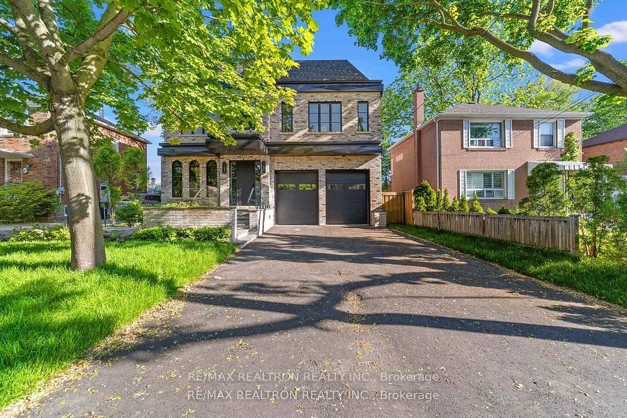 38 Ridgevale Drive, Toronto, ON, M6A 1K8
