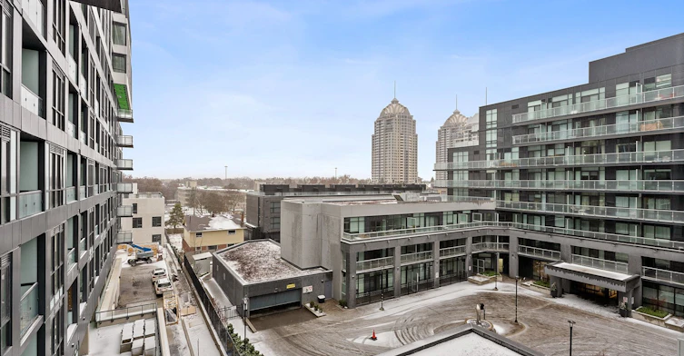 529-6 Greenbriar Road, Toronto, ON, M2K 1H5 - 38