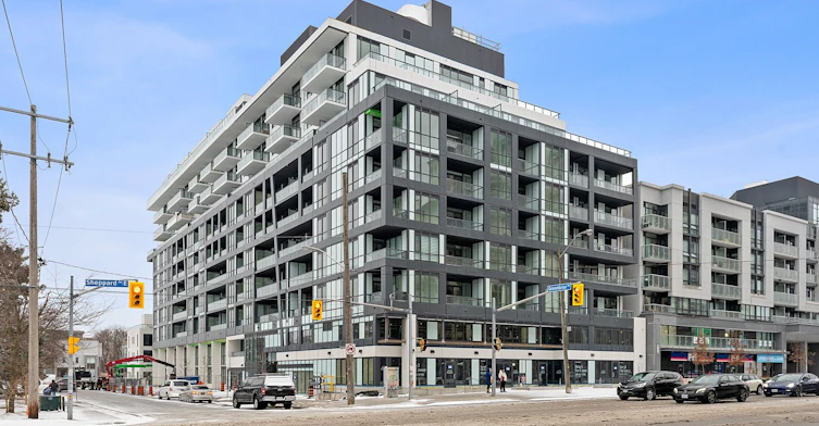 529-6 Greenbriar Road, Toronto, ON, M2K 1H5 - 2