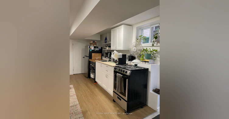 Basement-76 Bellwoods Avenue, Toronto, ON, M6J 2P4 - 6