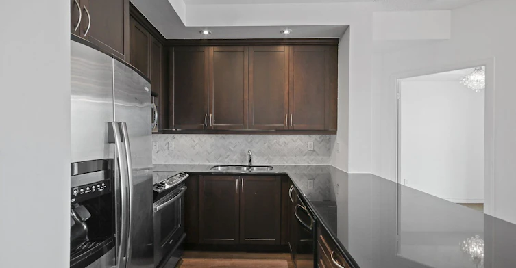 534-628 Fleet Street, Toronto, ON, M5V 1A8 - 5