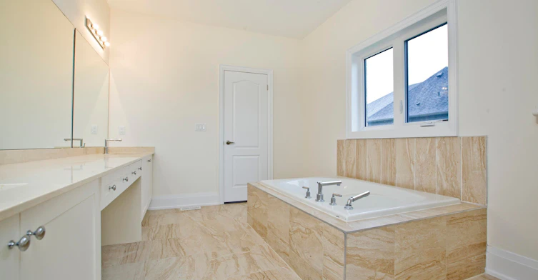 11 Queen Magdalene Place, Toronto, ON, M2H 0A6 - 21