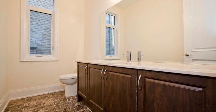 11 Queen Magdalene Place, Toronto, ON, M2H 0A6 - 15