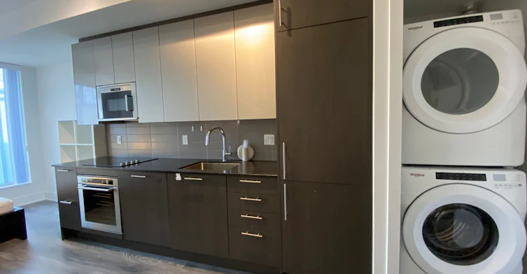 1906-403 Church Street, Toronto, ON, M4Y 0C9 - 4