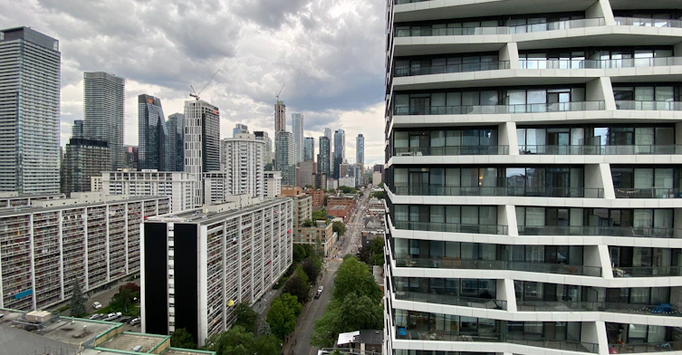 1906-403 Church Street, Toronto, ON, M4Y 0C9 - 2