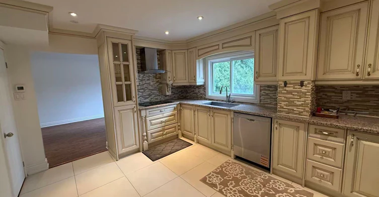 Main and Upper-223 Pleasant Avenue, Toronto, ON, M2M 1M6 - 7