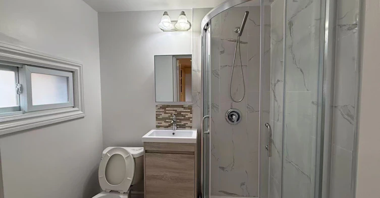 Main and Upper-223 Pleasant Avenue, Toronto, ON, M2M 1M6 - 8