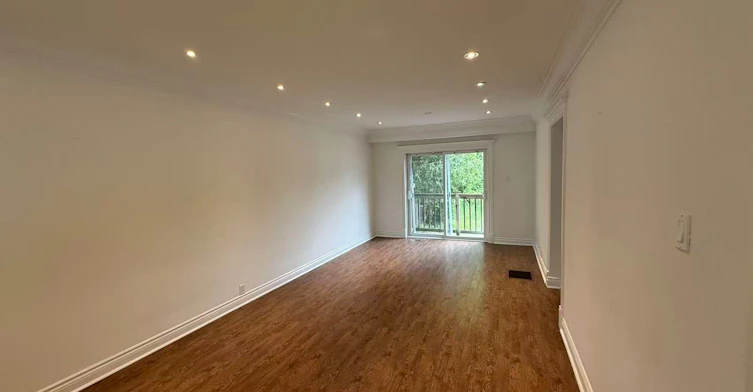 Main and Upper-223 Pleasant Avenue, Toronto, ON, M2M 1M6 - 3