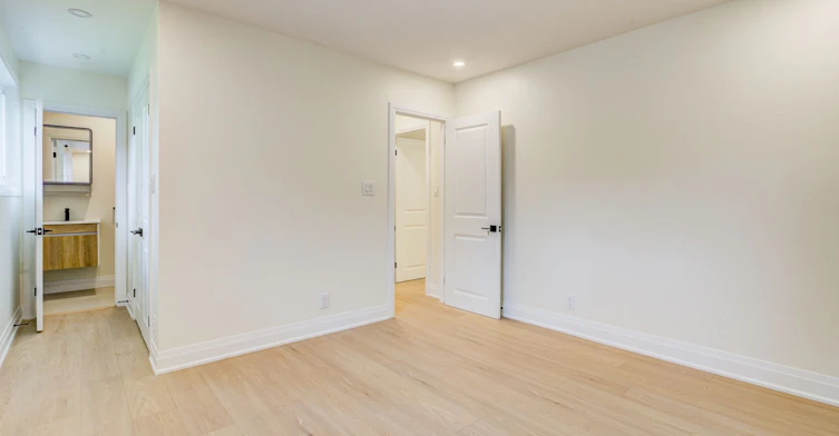 22 Gleneagle Crescent, Toronto, ON, M2J 3H3 - 13
