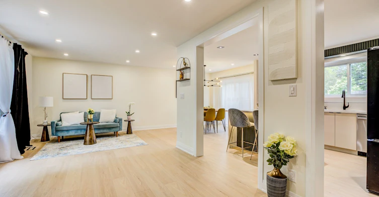 22 Gleneagle Crescent, Toronto, ON, M2J 3H3 - 9