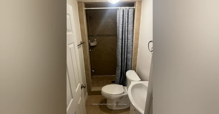 Lower-58 Finch Avenue E, Toronto, ON, M2N 4R3 - 5