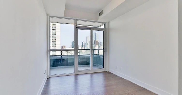 1007-181 Bedford Road, Toronto, ON, M5R 0C2 - 7