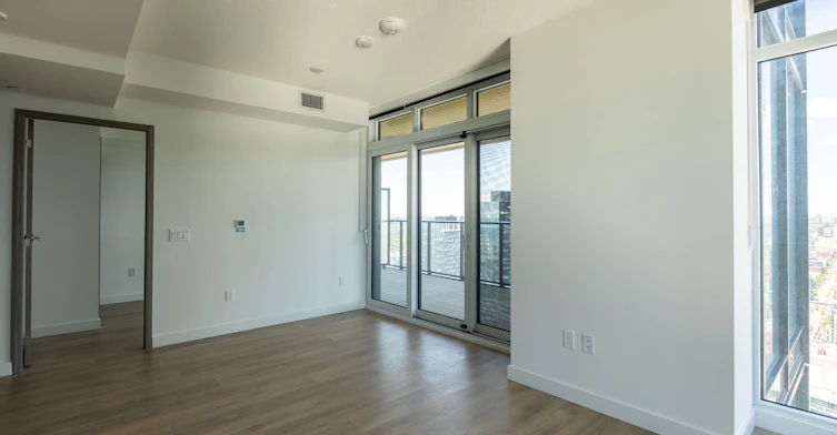 4570-3 Concord Cityplace Way, Toronto, ON, M5V 0X4 - 4