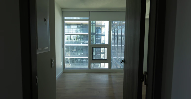 4570-3 Concord Cityplace Way, Toronto, ON, M5V 0X4 - 15