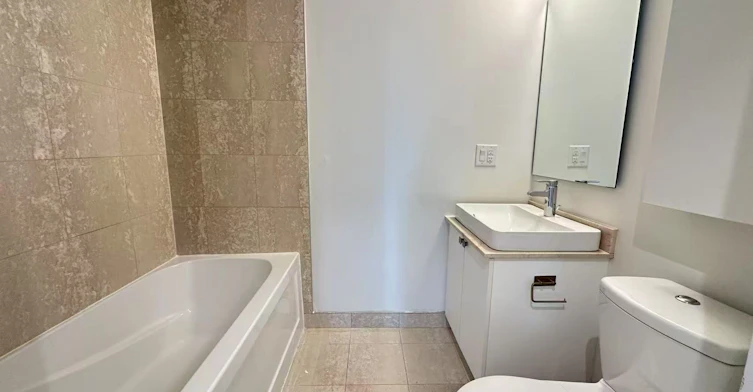 2401-14 York Street, Toronto, ON, M5J 2Z2 - 7