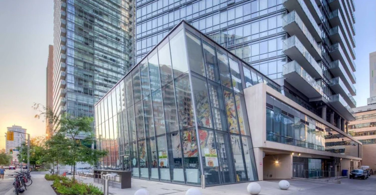 3007-832 Bay Street, Toronto, ON, M5S 1Z6