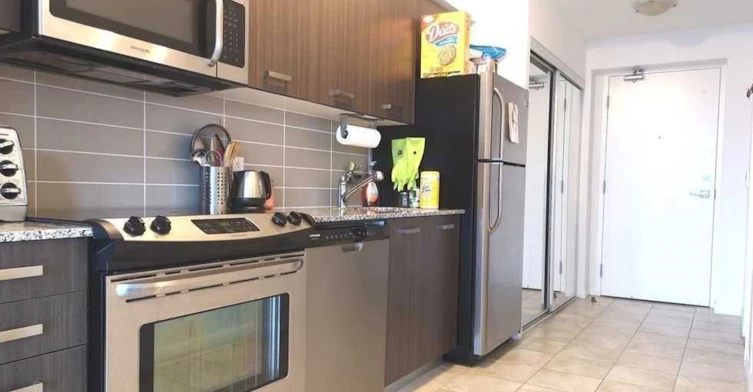 3007-832 Bay Street, Toronto, ON, M5S 1Z6 - 6