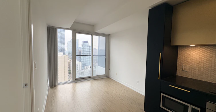3705-85 Wood Street, Toronto, ON, M4Y 0E8 - 3