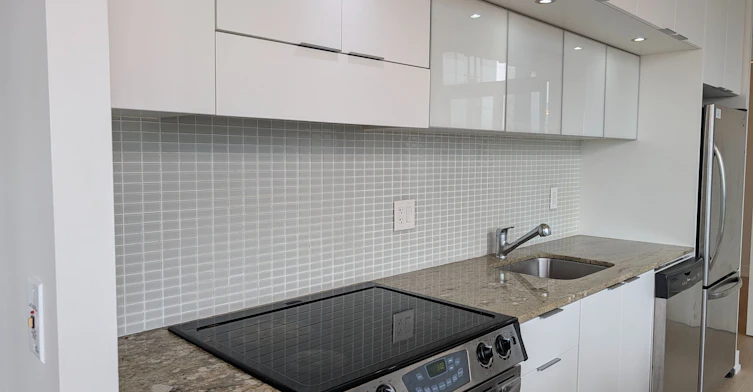 2408-110 Charles Street E, Toronto, ON, M4Y 1T5 - 3