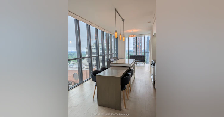 2408-110 Charles Street E, Toronto, ON, M4Y 1T5 - 2