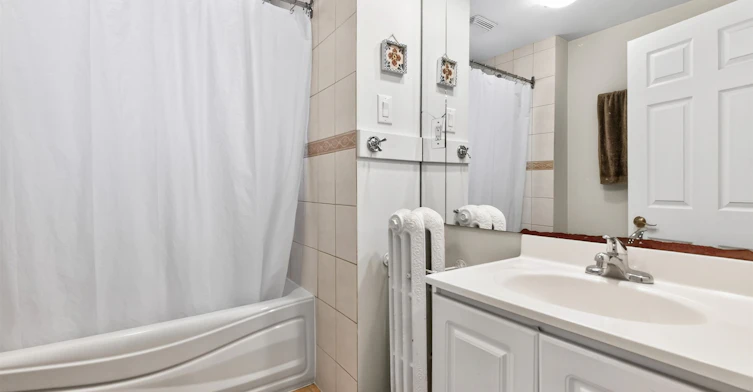 2nd Floor-326 Palmerston Boulevard, Toronto, ON, M6G 2N6 - 18