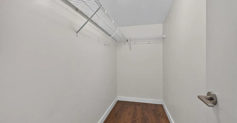 216-21 Nelson Street, Toronto, ON, M5V 3H9 - 13
