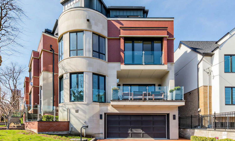 1 Thurloe Avenue