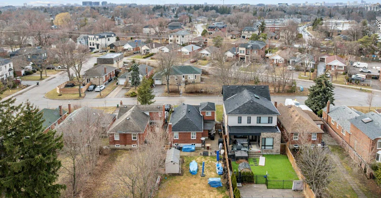 23 Allingham Gardens, Toronto, ON, M3H 1X7 - 31