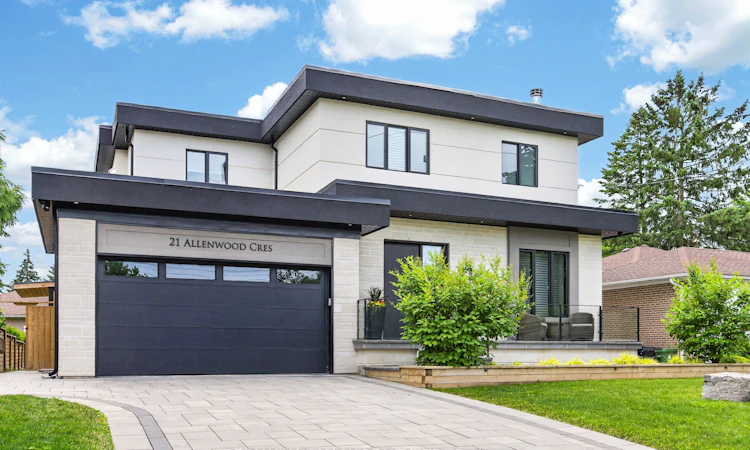 21 Allenwood Crescent