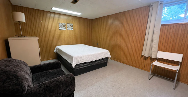 Bsmt-209 Hendon Avenue, Toronto, ON, M2M 1A9 - 9