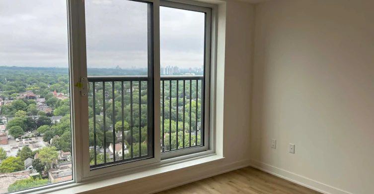2310-10 Oak St Street, Toronto, ON, M5A 0Z1 - 2