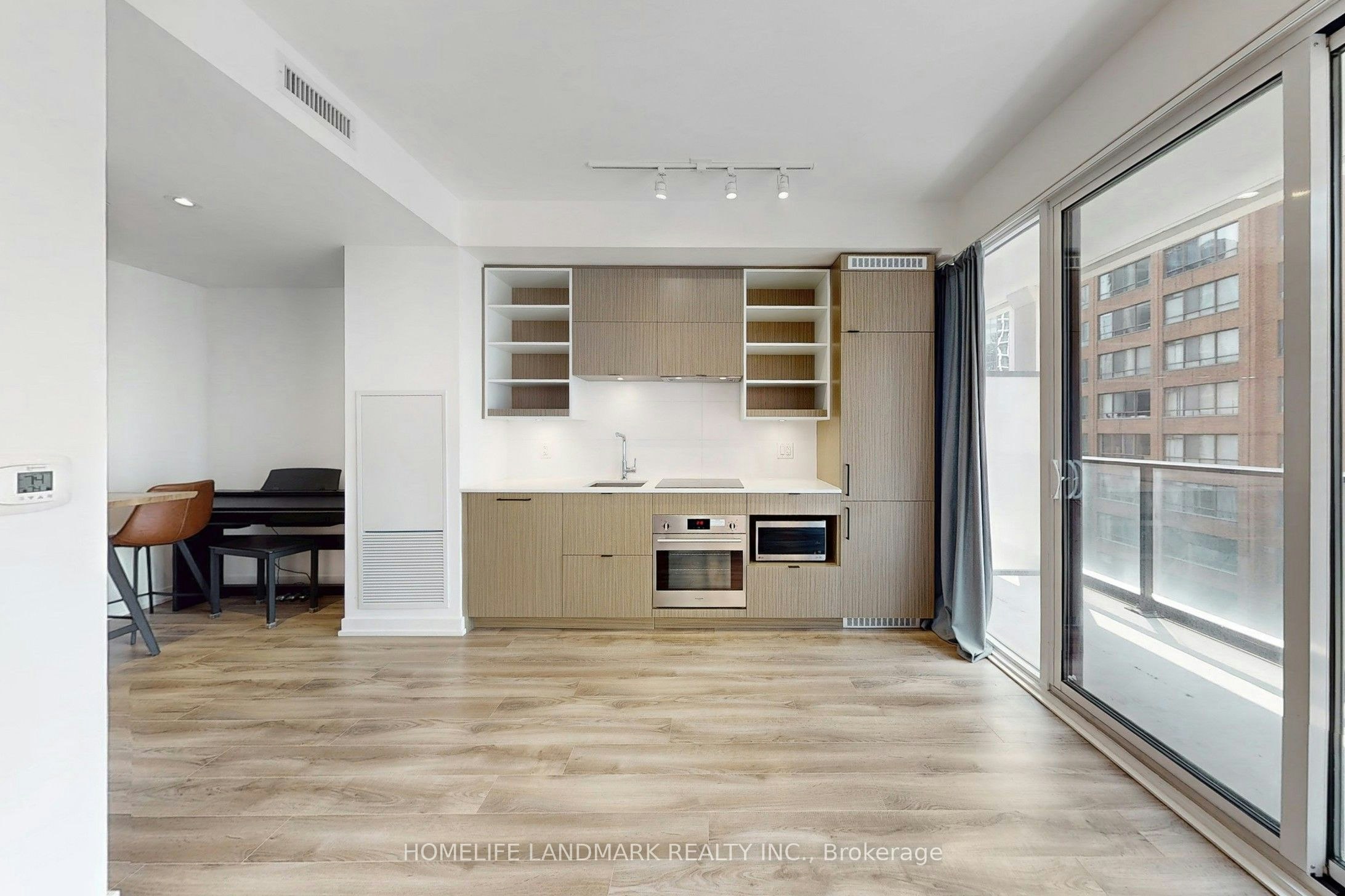 616-20 Edward Street, Toronto, ON, M5G 0C5 - 10