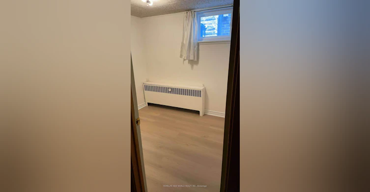 10 Millgate Crescent, Toronto, ON, M2K 1L6 - 8