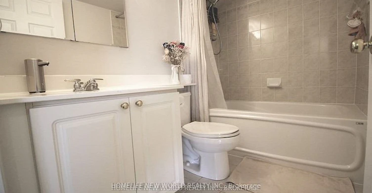 804-887 Bay Street, Toronto, ON, M5S 3K4 - 7