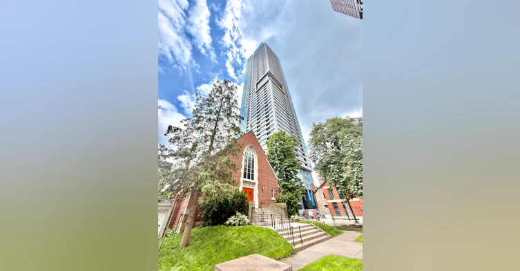 2303-609 Sherbourne Street, Toronto, ON, M4X 0A4