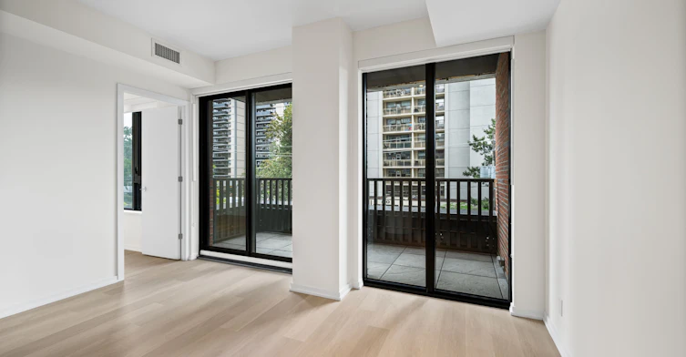602-109 Erskine Avenue, Toronto, ON, M4P 0G8 - 11