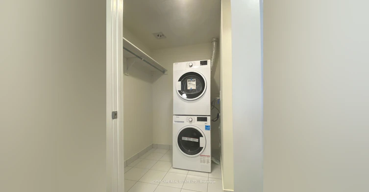 1007-89 Church Street, Toronto, ON, M5C 2G3 - 4
