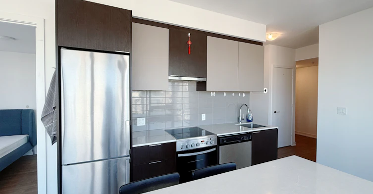 1908-203 College Street, Toronto, ON, M5T 1P9 - 3