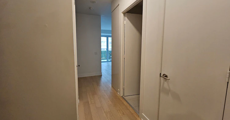 1209-7 Grenville Street, Toronto, ON, M4Y 0E9 - 4