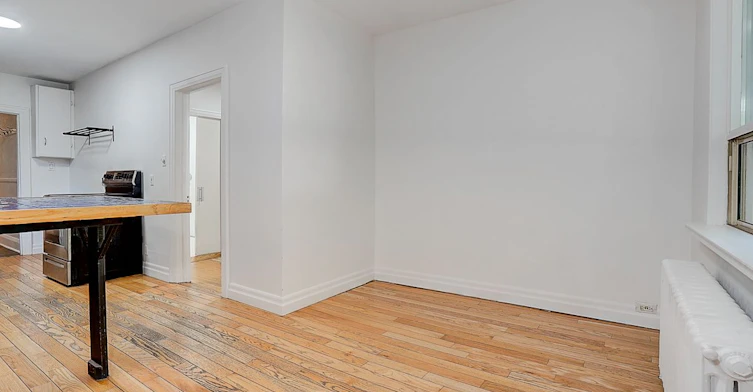Main & Upper floor-149 Euclid Avenue, Toronto, ON, M6J 2J8 - 11