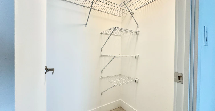 1708-955 Bay Street, Toronto, ON, M5S 0C6 - 8