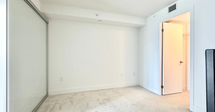 1708-955 Bay Street, Toronto, ON, M5S 0C6 - 7