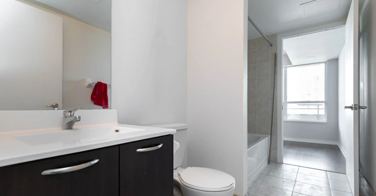 2202-38 Joe Shuster Way, Toronto, ON, M6K 0A4 - 7