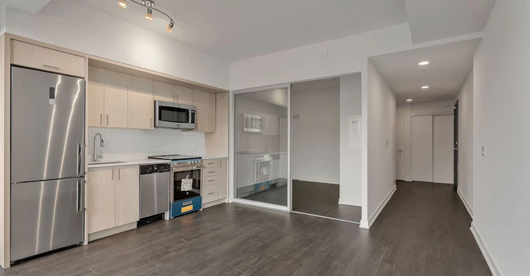 608-1 Cardiff Road E, Toronto, ON, M4P 1N3 - 3